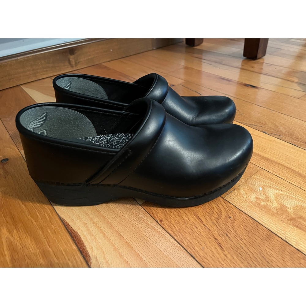 Dansko XP 2.0 Clogs Womens 40/9.5-10 Black Slip On Closed Toe Comfort Work Shoes